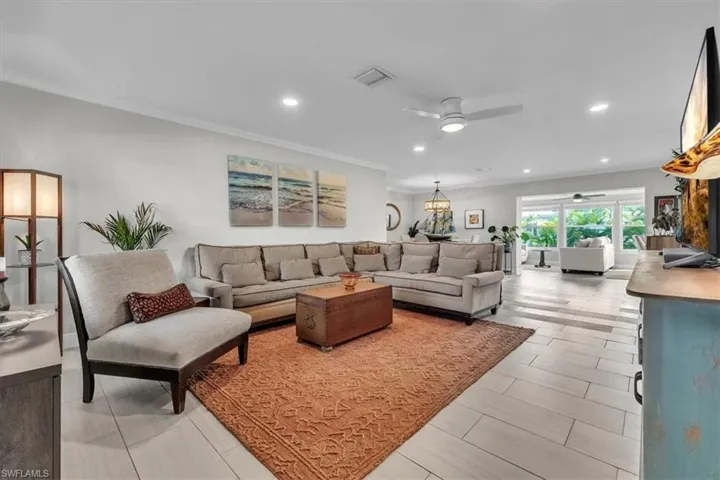 904  Inlet  CIR, Venice, FL 34285