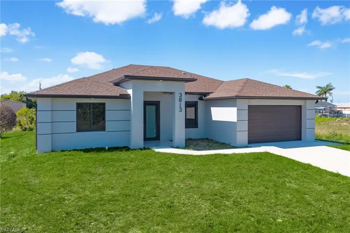 3813  1st SW ST, Lehigh Acres, FL 33976