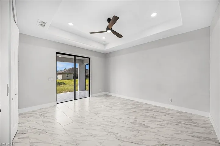 3813  1st SW ST, Lehigh Acres, FL 33976