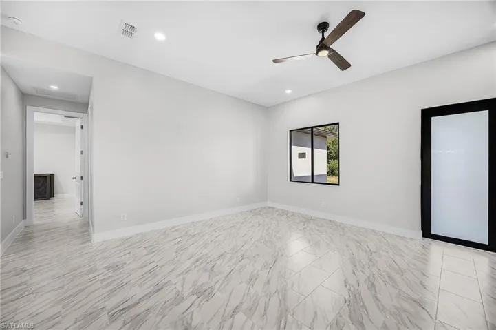 3813  1st SW ST, Lehigh Acres, FL 33976