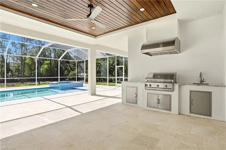 24265  Cock Robin  LN, Bonita Springs, FL 34135
