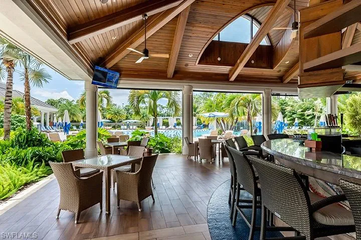 View of patio / terrace with outdoor dining space