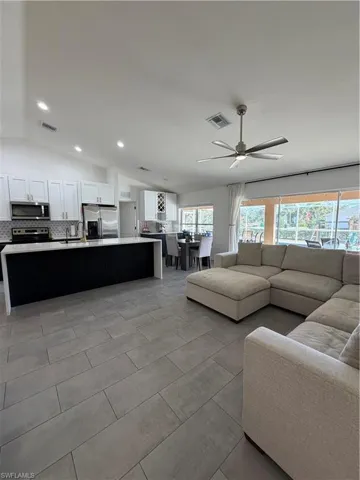 Open Floor Plan View 1