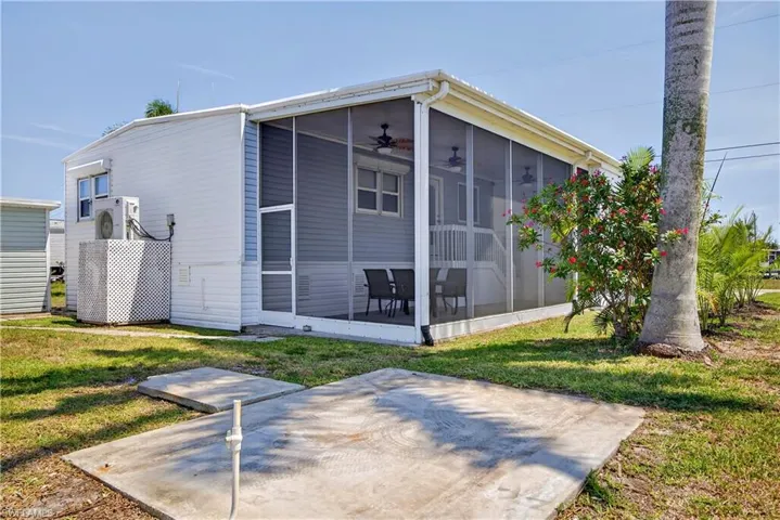 3864  Royal Palm  DR, St. James City, FL 33956