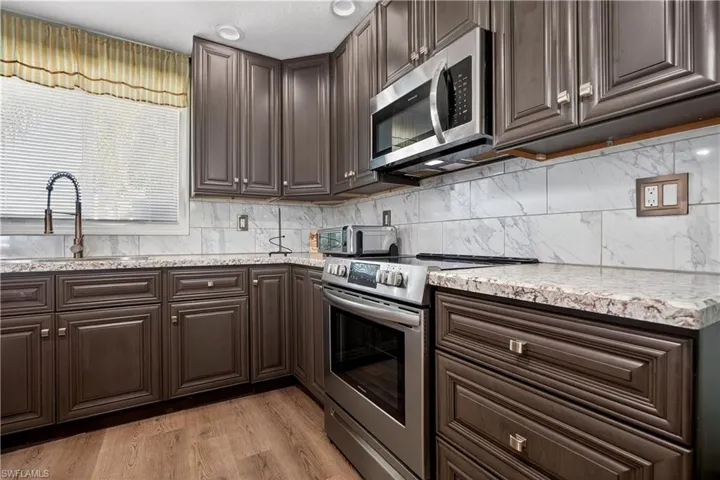 3864  Royal Palm  DR, St. James City, FL 33956