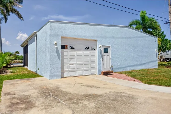 3864  Royal Palm  DR, St. James City, FL 33956