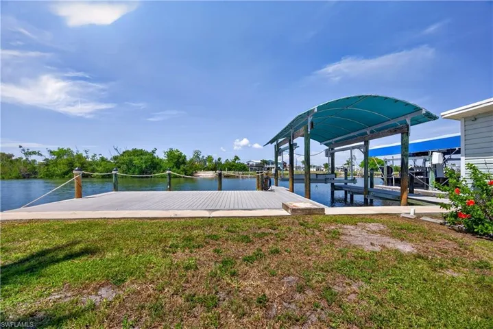 3864  Royal Palm  DR, St. James City, FL 33956