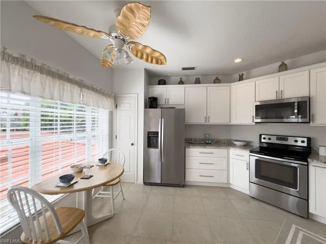 3570  Haldeman Creek  DR, Naples, FL 34112