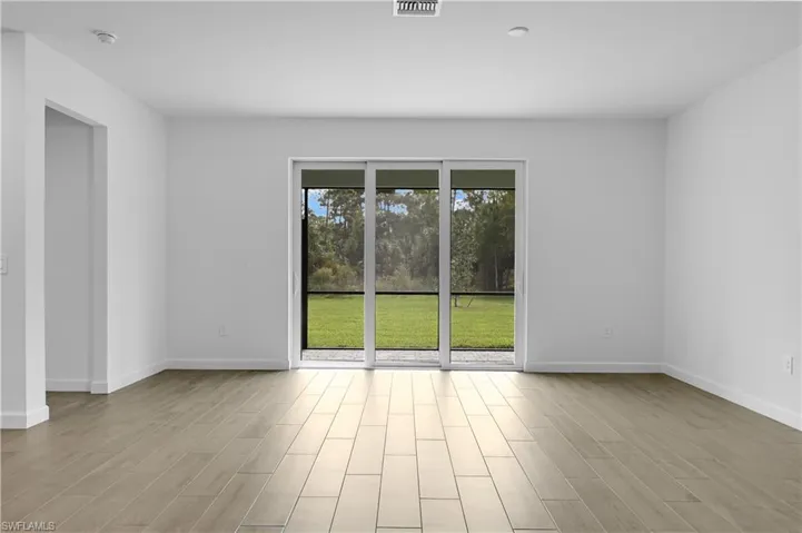 17581  Saddleback  LOOP, North Fort Myers, FL 33917