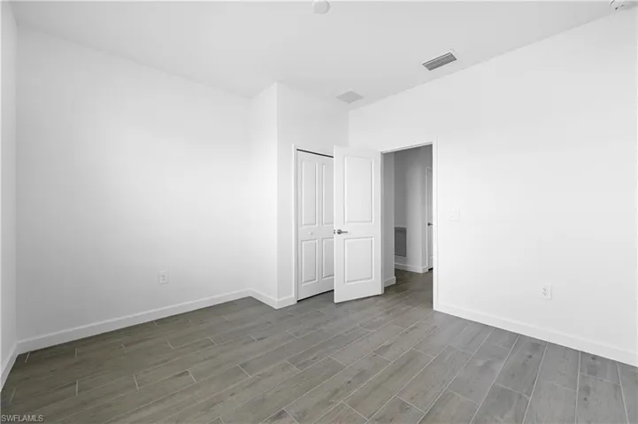 17581  Saddleback  LOOP, North Fort Myers, FL 33917