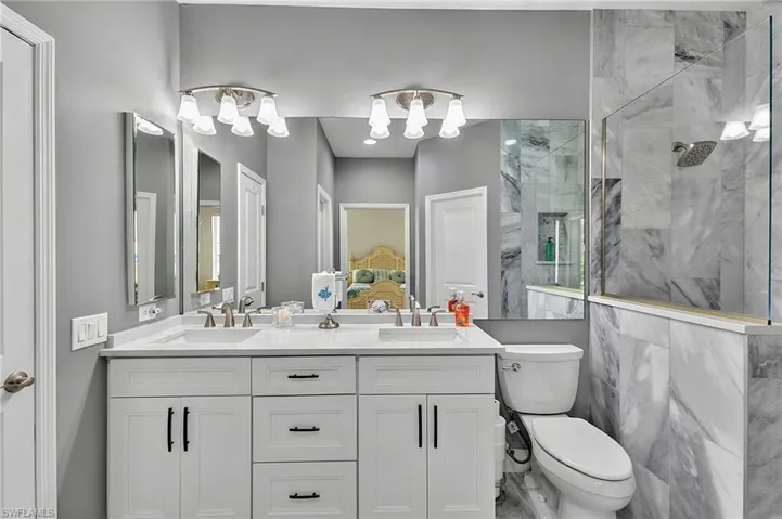 8760 Stockbridge Dr, Fort Myers, Florida 33908