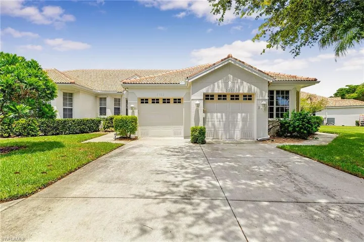 8760 Stockbridge Dr, Fort Myers, Florida 33908