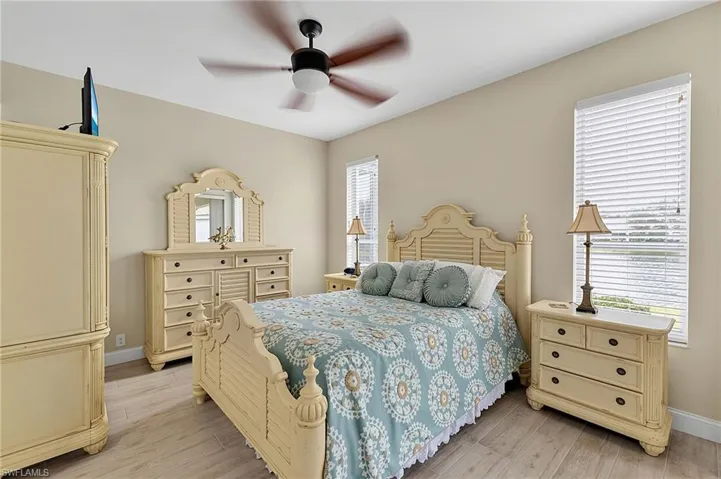 8760 Stockbridge Dr, Fort Myers, Florida 33908