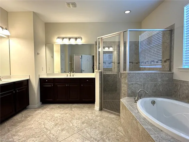 20499  Sky Meadow  LN, North Fort Myers, FL 33917