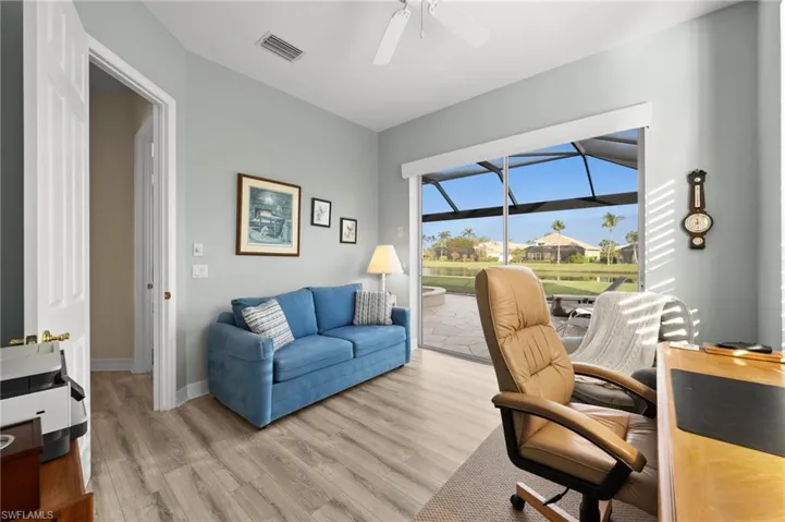 14911  Laguna  DR, Fort Myers, FL 33908