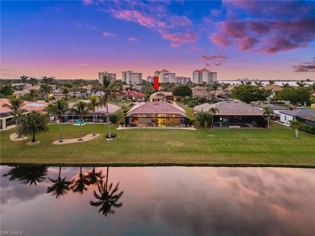 14911  Laguna  DR, Fort Myers, FL 33908