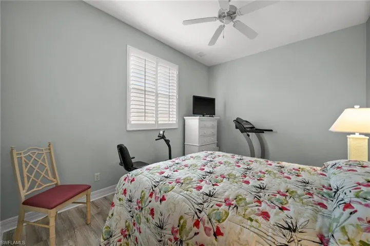 14911  Laguna  DR, Fort Myers, FL 33908