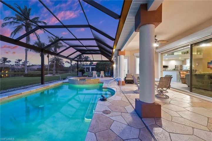 14911  Laguna  DR, Fort Myers, FL 33908