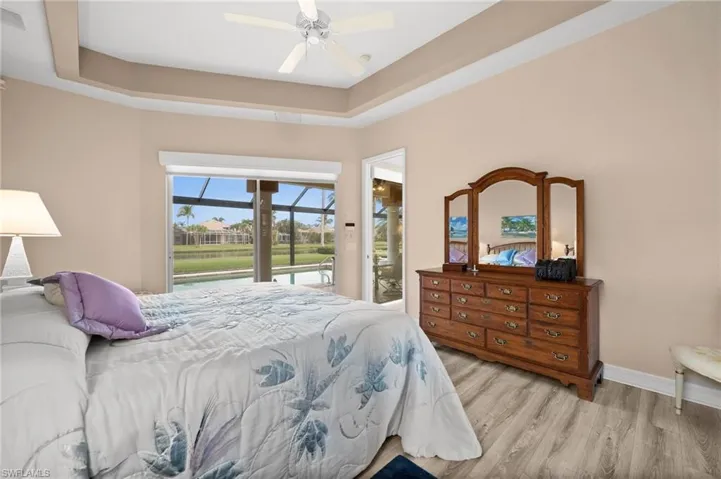 14911  Laguna  DR, Fort Myers, FL 33908