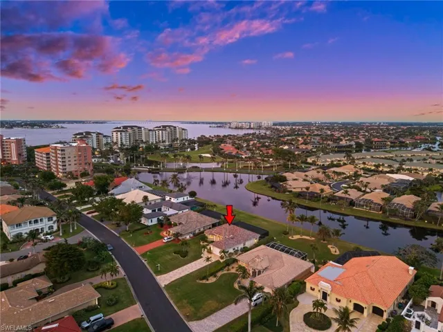 14911  Laguna  DR, Fort Myers, FL 33908