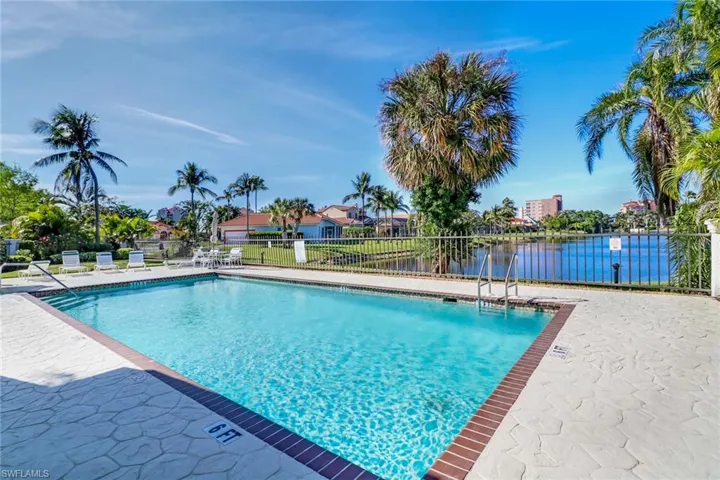 14911  Laguna  DR, Fort Myers, FL 33908