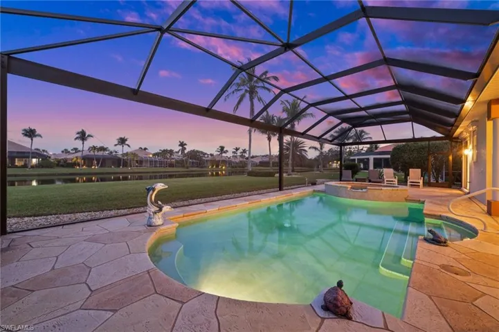 14911  Laguna  DR, Fort Myers, FL 33908