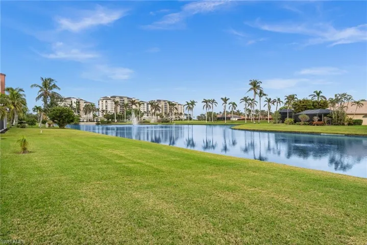 14911  Laguna  DR, Fort Myers, FL 33908