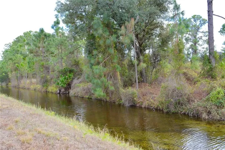 713 Colyer St E, Lehigh Acres, Florida 33974