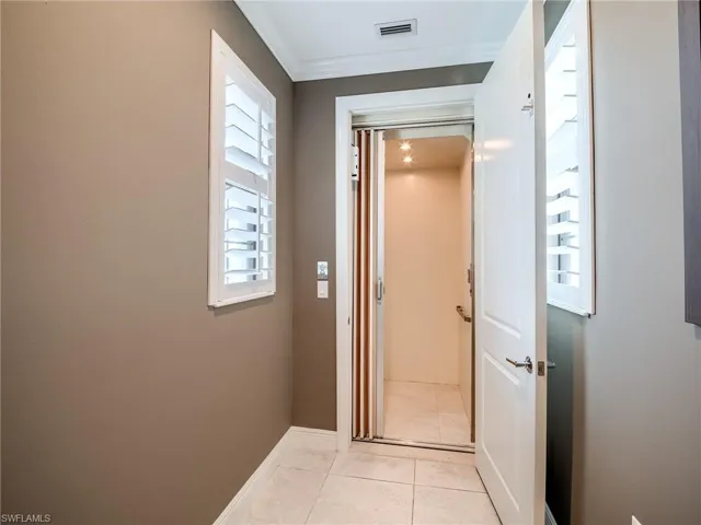 Private Elevator