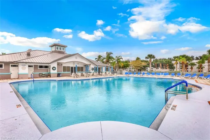 Resort-style Pool