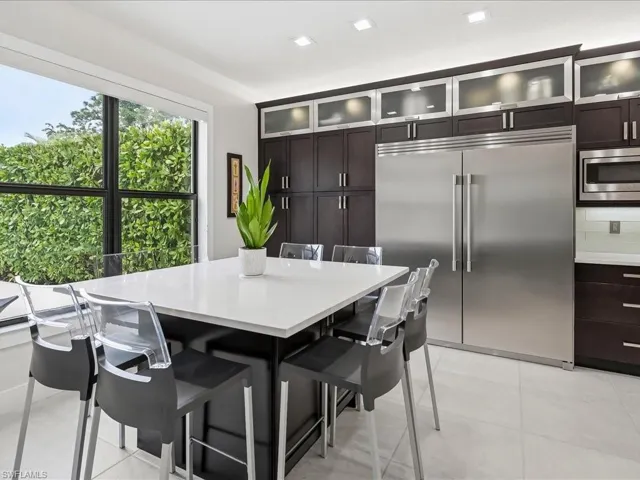 13560 Mandarin Cir, Naples, Florida 34109