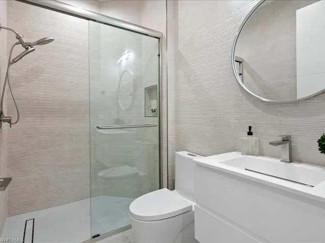 13560 Mandarin Cir, Naples, Florida 34109