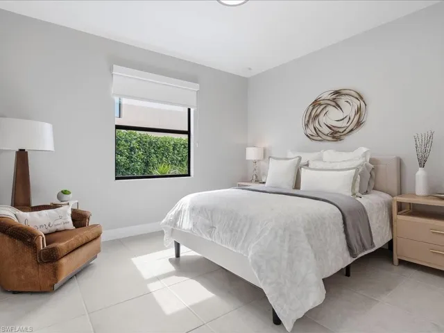 13560 Mandarin Cir, Naples, Florida 34109