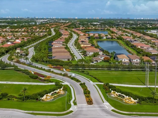 13560 Mandarin Cir, Naples, Florida 34109