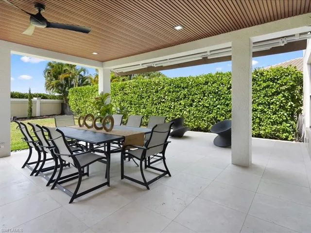 13560 Mandarin Cir, Naples, Florida 34109