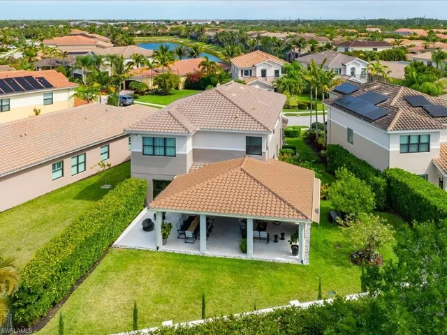 13560 Mandarin Cir, Naples, Florida 34109