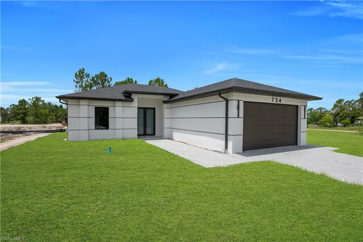 734 Theodore Vail St E, Lehigh Acres, Florida 33974