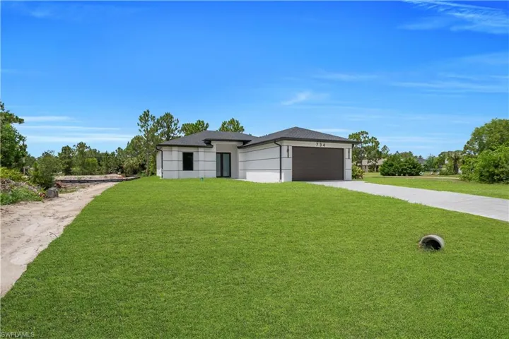734 Theodore Vail St E, Lehigh Acres, Florida 33974