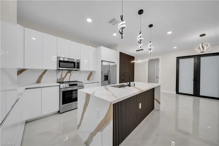 734 Theodore Vail St E, Lehigh Acres, Florida 33974
