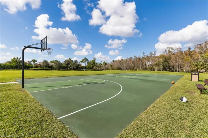 11221  Sparkleberry  DR, Fort Myers, FL 33913