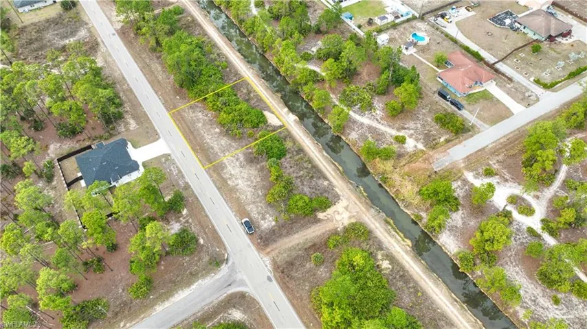 1113 E 12th St, Lehigh Acres, Florida 33972