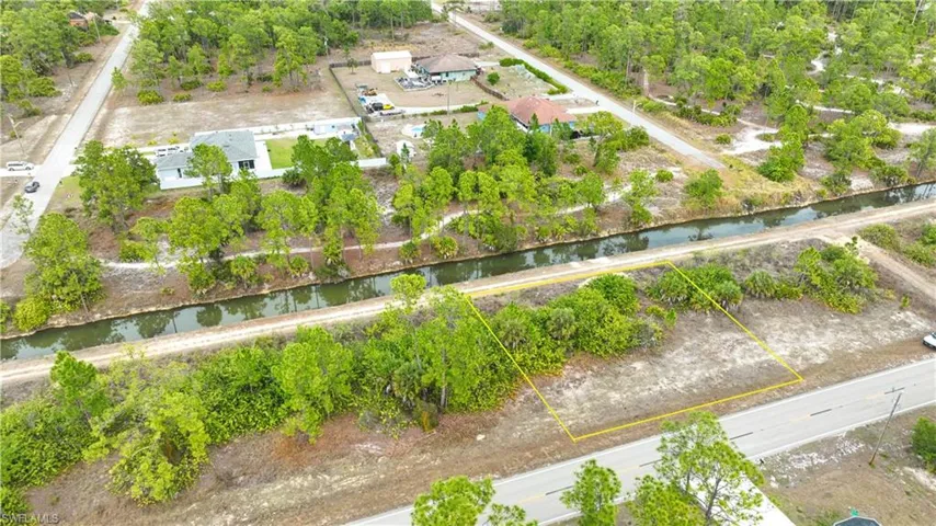 1113 E 12th St, Lehigh Acres, Florida 33972