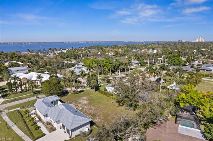 3427 Avocado DR, FORT MYERS FL 33901