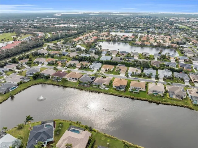 16675  Wellington Lakes  CIR, Fort Myers, FL 33908