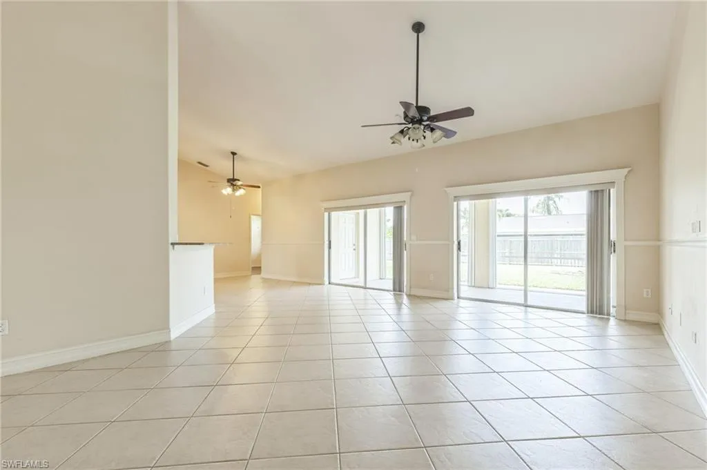 3828 Sw 3rd Ave, Cape Coral, Florida 33914