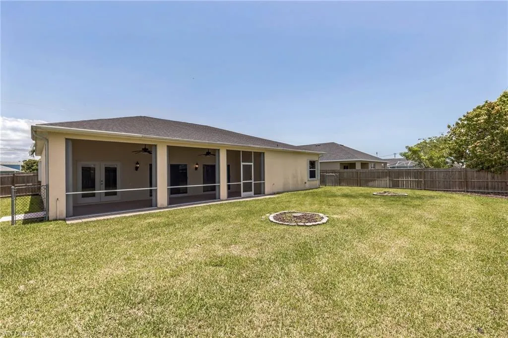 3828 Sw 3rd Ave, Cape Coral, Florida 33914