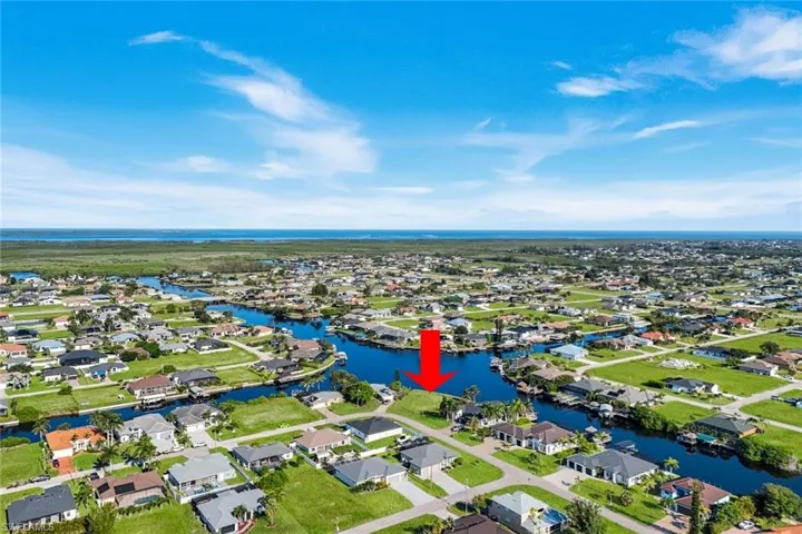 3713 Nw 14th St, Cape Coral, Florida 33993