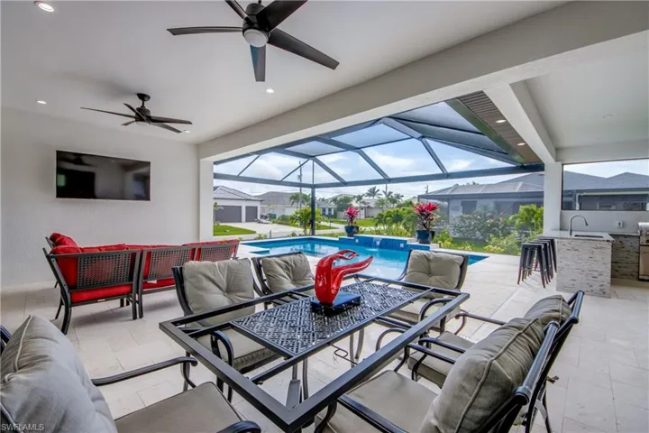2 lanai under one roof- under truss out door seating area