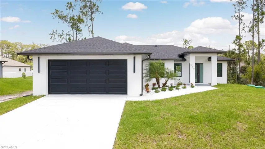 510 Westdale Ave, Lehigh Acres, Florida 33972