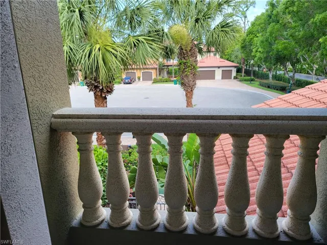 balcony attached to 2nd bedroom